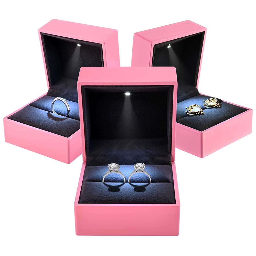 Pink deals ring box